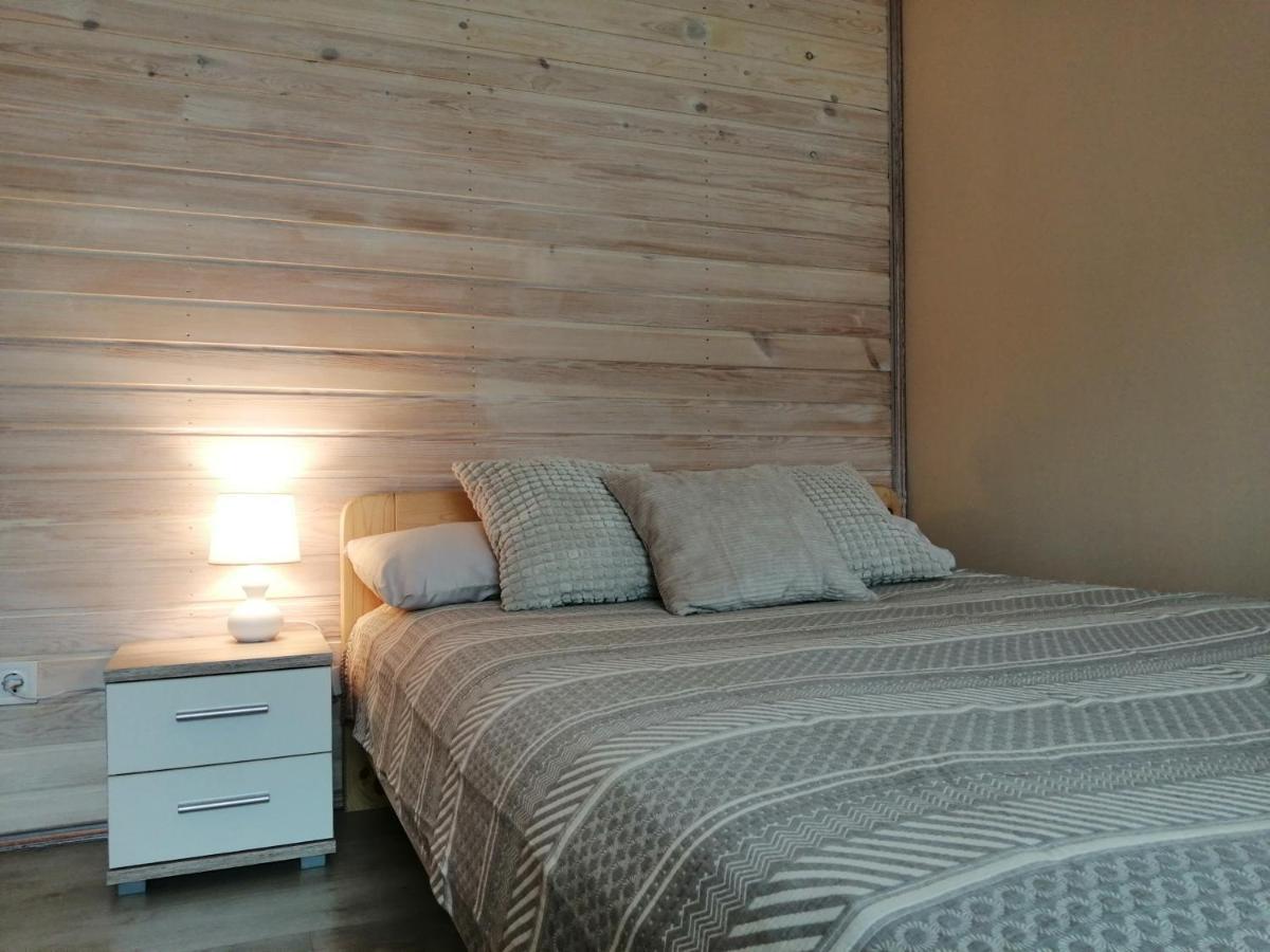 Apartamenti Miera Osta Liepāja Kültér fotó