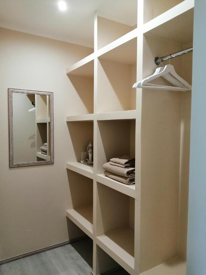 Apartamenti Miera Osta Liepāja Kültér fotó